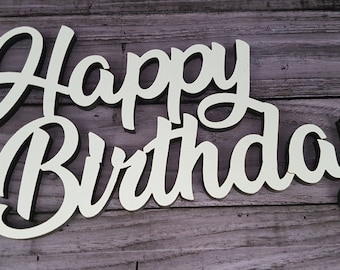 Schriftzug Happy Birthday aus Holz in weiß