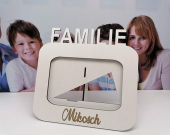 Personalisierter Bilderrahmen/Fotorahmen Familie mit Wunschnamen aus Holz in weiß