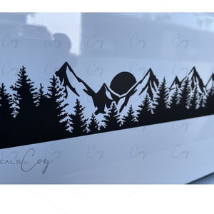 Vinyl Sun with Mountain and Fir Decal, Car Emblem Graphic, vinyl sticker, Decals for your cars, SUV, TRUCKS