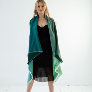 Light Wool Cape Fusion Green image 1