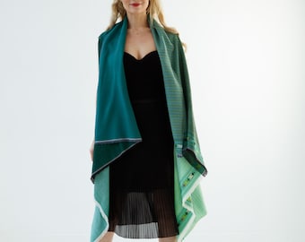 Light Wool Cape Fusion Green