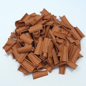 Miniatur Dachziegel . Gebogener roter arabischer Dachziegel 25 mm (200u.)