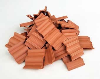 Miniaturowe dachówki. Podwójnie wygięta czerwona dachówka 30 mm (75u.)