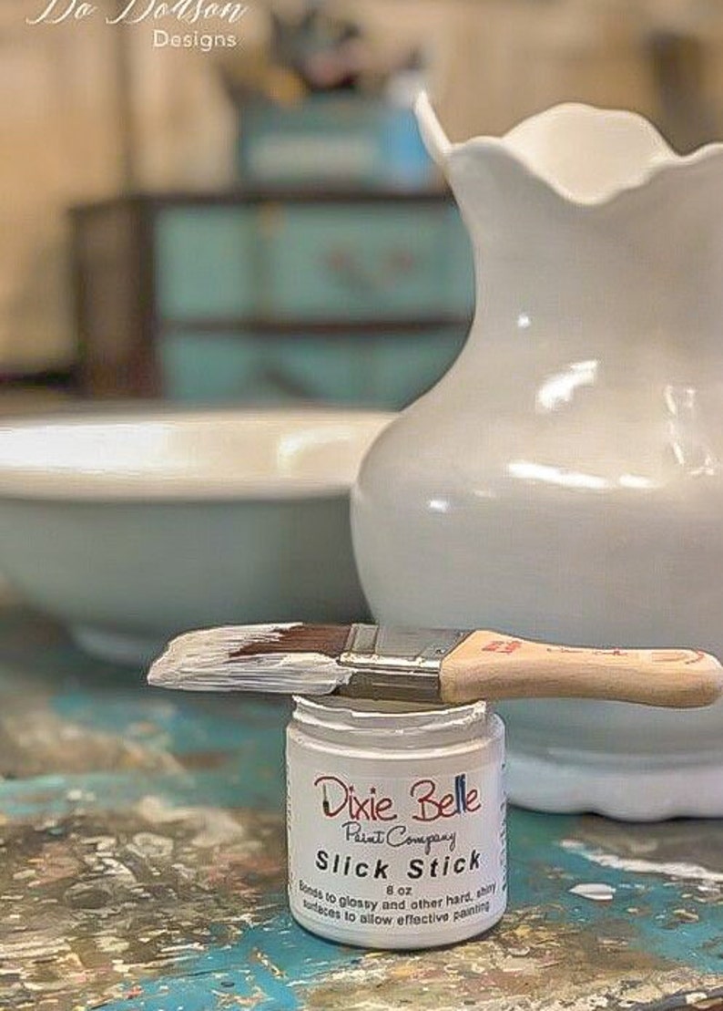 Dixie Belle Slick Stick Chalk Paint Primer for Furniture Paint Prep for