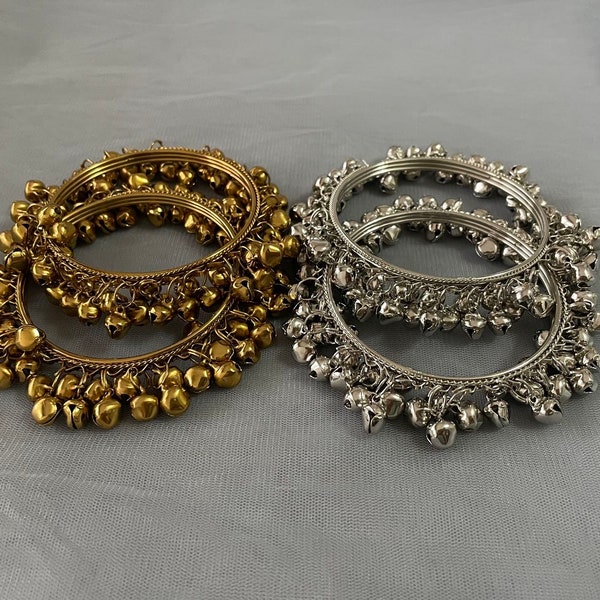 Gg Pretty pair of Ghungru Bangles