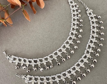 Gg Pretty Silver Imitation Rhinestones Beads Silver Jhanjar/Payal/ Bell Ghungru Anklets(27)