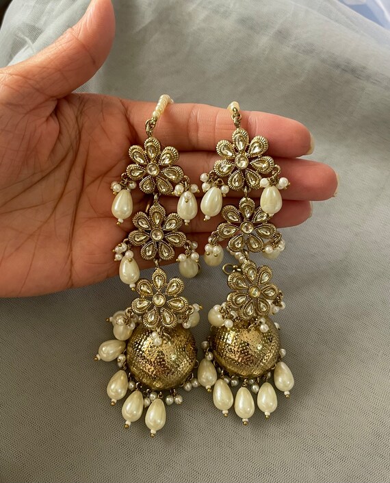 Big store beautiful earrings