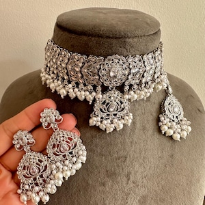 Gg Beautiful Imitation Polki Silver Jewellery Set(10)