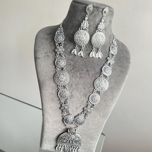 Gg Pretty Lightweight Beautiful Imitation  Oxidised Silver Long Jewellery Set