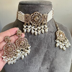 Pearl & Rhinestone Choker Necklace, Bangle & Stud Earrings Jewelry Set For Women