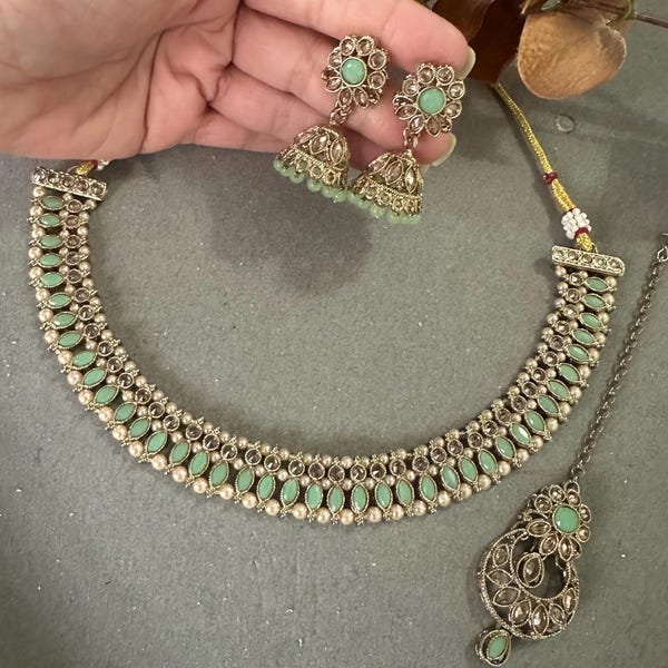 Gg Beautiful Imitation Green Reverse AD Polki Stones Beads Jewellery Set (150)