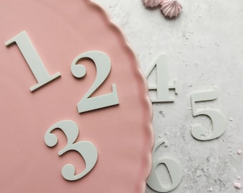 Minimalistic Cake Number and Letter - Quick Shipping by SugarCoatedLondon!