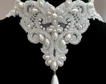 Lace pearl necklace bridal choker wedding embroidered jewelry drop pendant couture accessory baroque medieval bijoux trend bride design