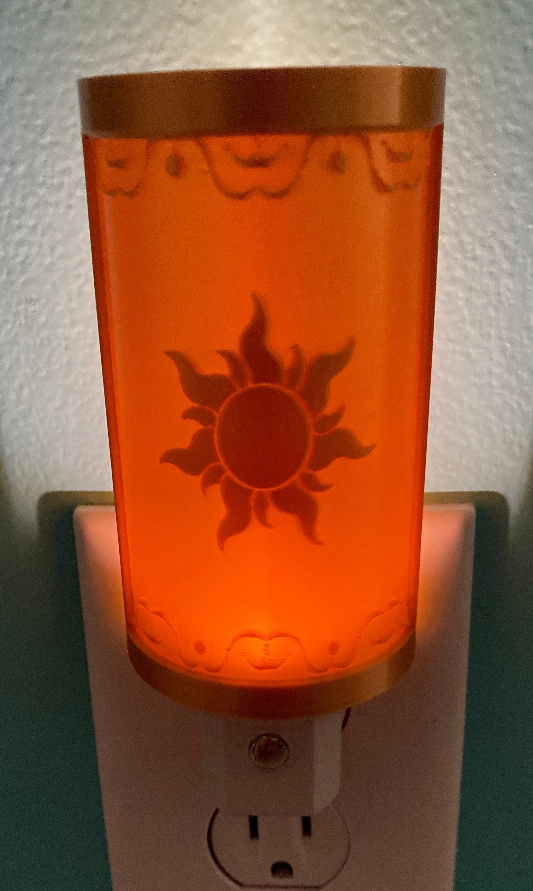 Gold Tangled Night Light - Rapunzel’s Floating Lights - One 3D printed lantern night light with auto on/off sensor and warm white LED