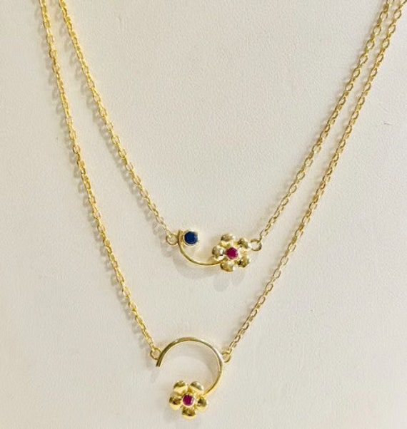 Rayna pendant necklace deals