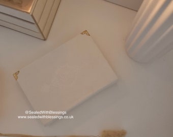 White Velvet Quran | Free UK P&P Islamic Gifts @SealedWithBlessings | Wedding for Her and Him Birthday presents anniversary