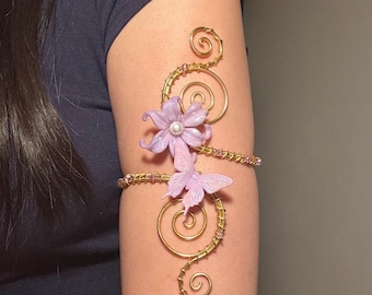 Parelachtige handgemaakte kralen bloem arm manchet, grillige sieraden