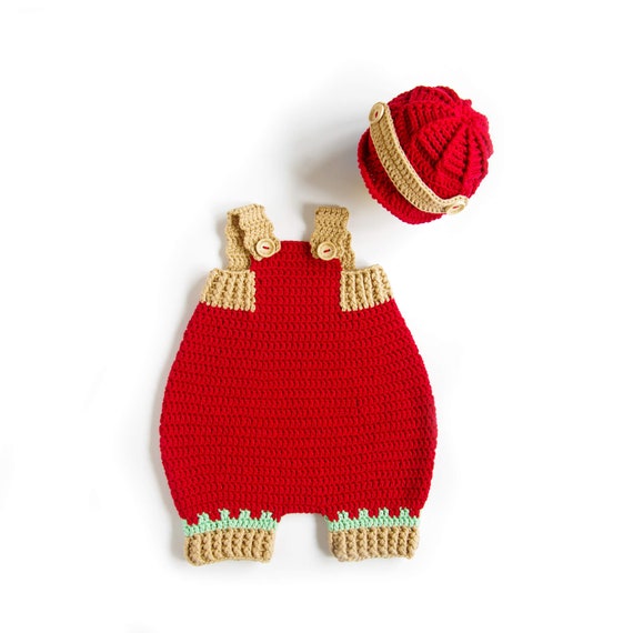 knitted newborn baby clothes