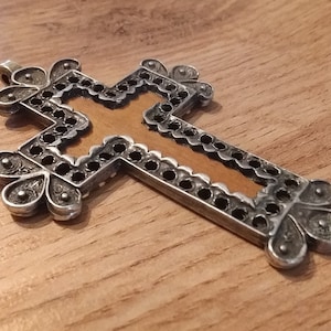 Cross from Dubrovnik, late renaissance - baroque period, olive wood inlay