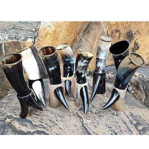 Pack of 8 Viking Drinking Horn Tankards Authentic Buffalo Beer Horn Mugs Ale Mead Horn Cups Groomsmen Bridesmaid Wedding Family Gifts