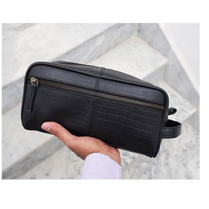 Handmade Buffalo Leather Toiletry Bag: Travel Dopp Kit Organizer