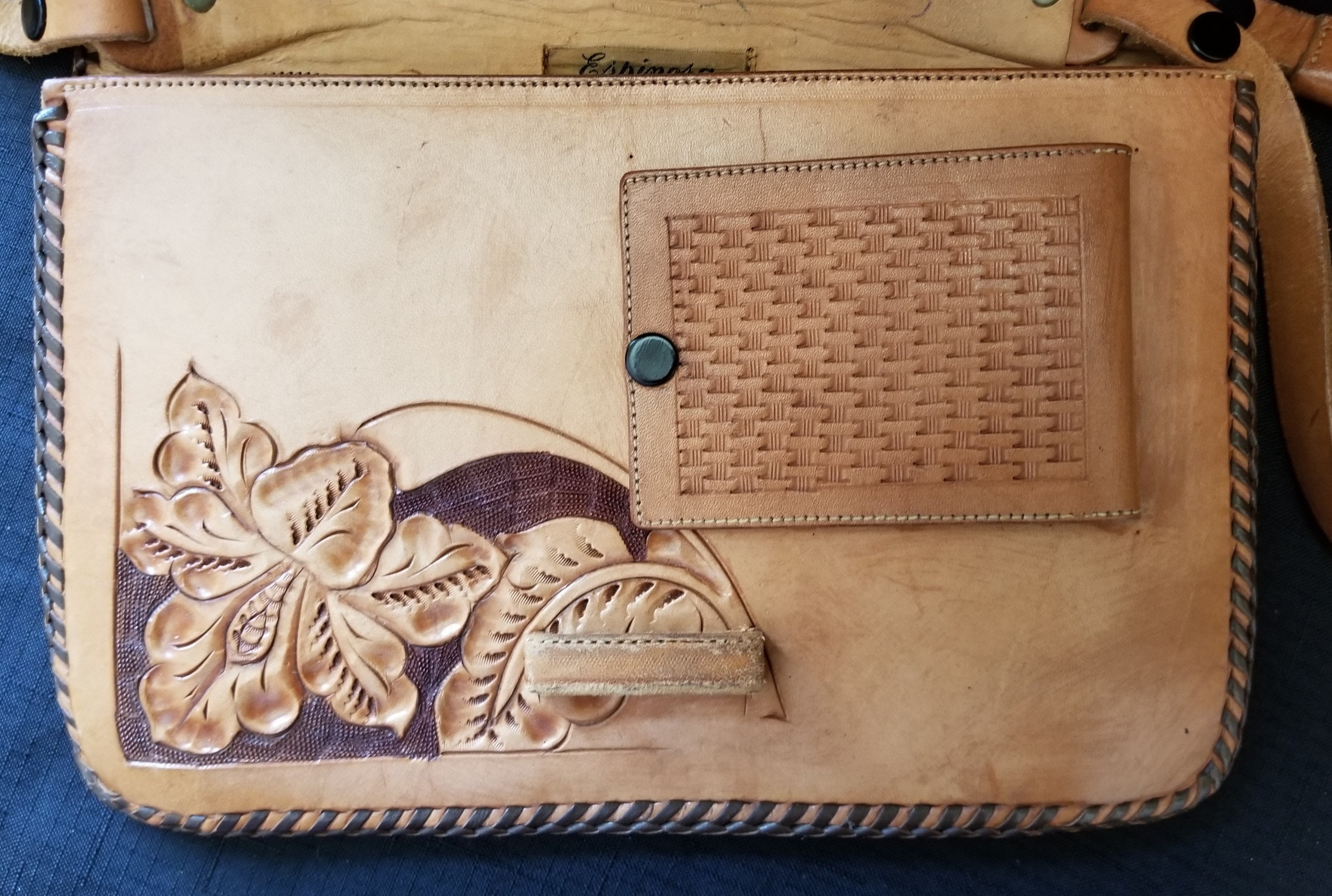 Vintage Mexican Hand Tooled Leather Purse 10-1/2 X 7-1/4 X 2-1/2