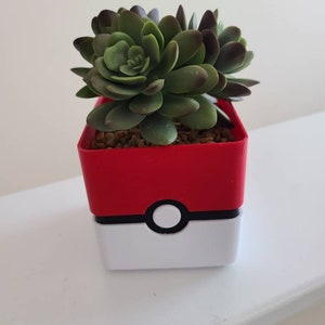 Pokeball planter