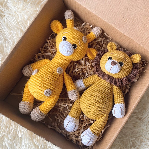 Giraffe toy baby shower gift set newborn gift safari gift expecting mom gift