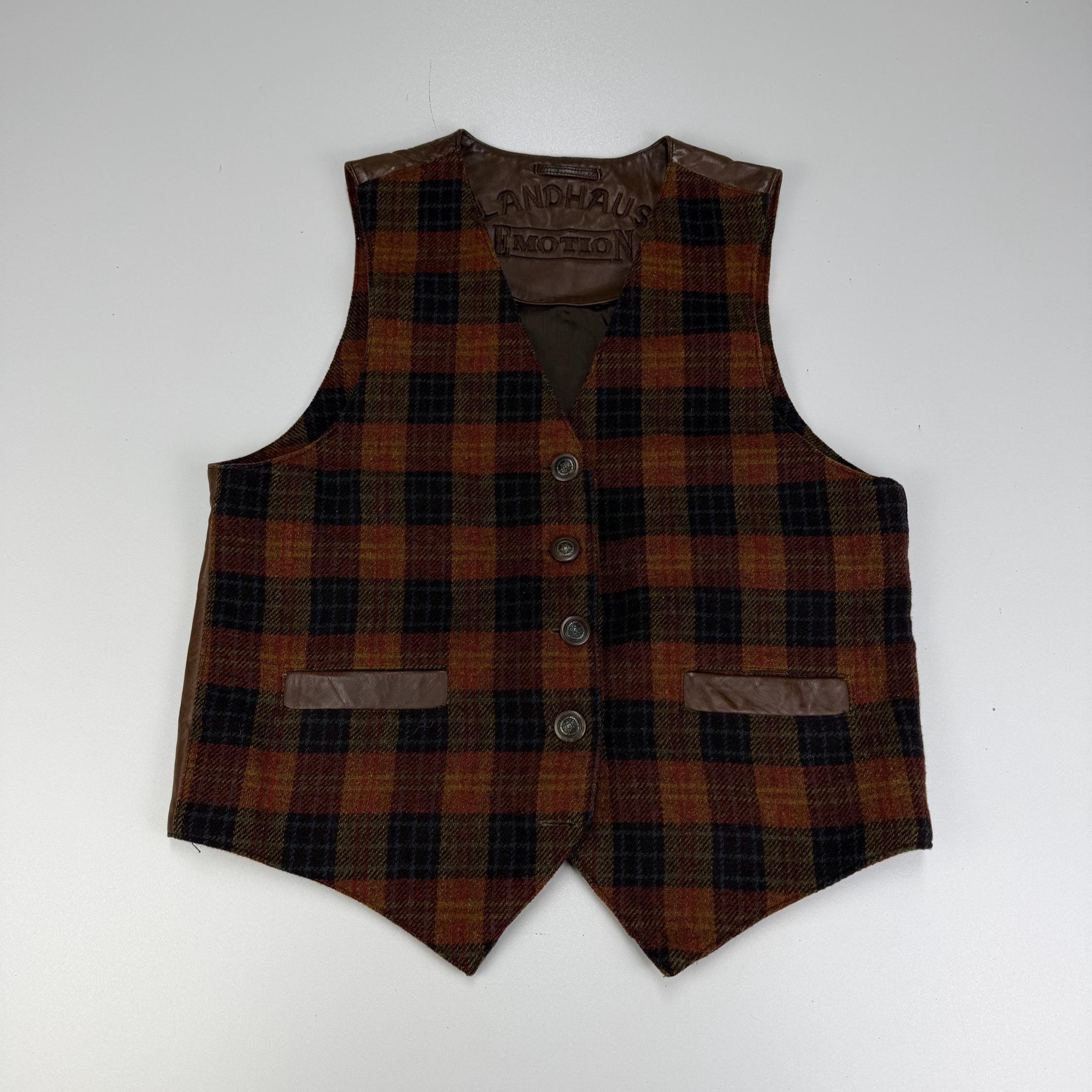 Vintage Sleeveless Vest Size M, Retro 90s Casual Waistcoat, Classic Vintage Layering Piece,