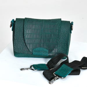 Kleine Crossbody Tasche, Damen Crossbody Tasche, Damentasche, Crossbody-tasche, Messenger-tasche, geprägtes Leder, blaue Damentasche, kleine Ledertasche