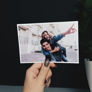 Fotodruck 10 x 15 cm Familienfotos Erinnerungsgeschenk Hochzeitsfotos für Album Benutzerdefinierte Fotokarten Bilddruck Personalisierte glänzende Raumdekoration