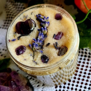 Exfoliante de azúcar, lavanda y vainilla con amatista