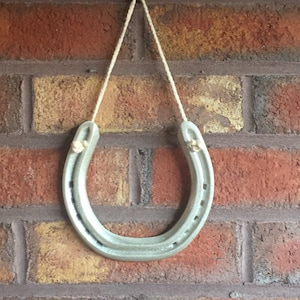Gold Horse Shoe/Horse shoe/Lucky horse shoe/Horse shoe gift/Personalised Horseshoe/Good Luck Charm/Equestrian Gift