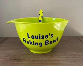 Personalised Mixing bowl with spout and handle/Baking Bowl/Coloured Baking Bowl/Birthday Gift/Baking Lover/Gifts for Her