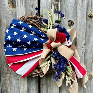 Patriotic Flag Wreath, American Flag Wreath, Summer Patriotic Wreath, Front Door Wreath, Summer Grapevine Wreath
