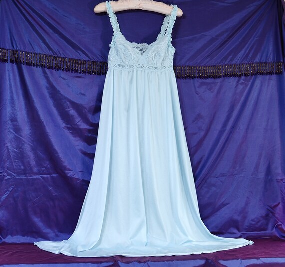 Olga 92040 Nightgown 38 L