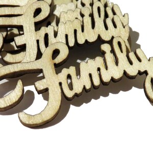 x2 Letras familiares de madera pequeñas sin terminar, 55x20 mm, forma de familia de madera, formas de madera, formas artesanales de madera, artesanías de madera, familia de madera contrachapada