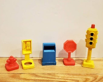 Vintage Fisher Price Little People, Vintage Little People, Fisher Price Little People, Little People Accessories, Little People Mailbox