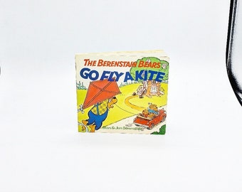 The Berenstain Bears Go Fly a Kite Book, The Berenstain Bears Go Fly a Kite, Berenstain Bears Kite Book, Vintage Berenstain Bears