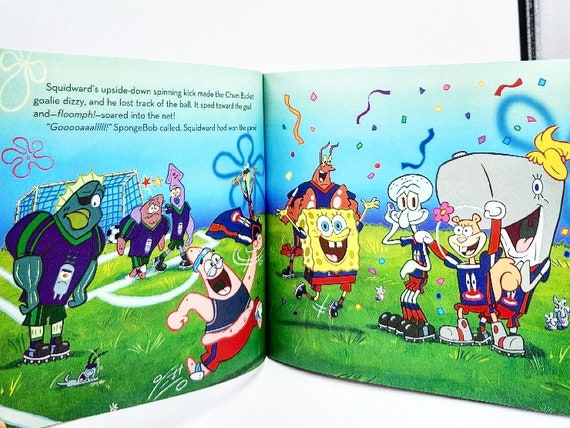 Nickelodeon SpongeBob SquarePants SpongeBob Soccer Star! Paperback Book