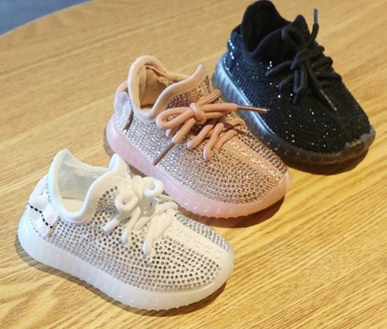 Yeezy Boost 350 V2 Beluga 956441 from Pepe Klekt