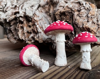 Fairy Garden Decor, Amanita Mushrooms, Red Cap Mushrooms, Woodland Scene, Woodland Decor, Mushroom Decor, Forest Mushrooms, Forest Decor
