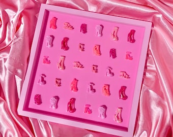 Väggkonst med dockskor, 3D-hartsdekor, retro skokonst, rosa väggskulptur, kawaii leksakskonst, dopamindekor, glamrosa dekor, modedekor