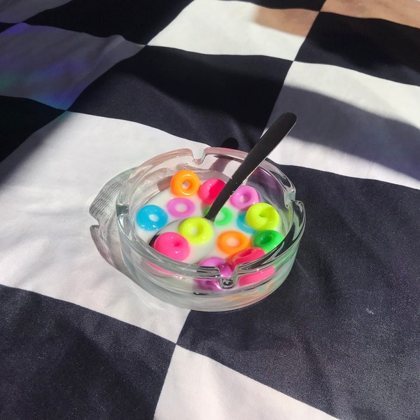 Cereal Bowl Resin Ashtray - Fruit Loop Ashtray With Milk & Spoon - Fake Food Glass Ashtray - Pop Art Decor - Rainbow Cereal Trinket Tray