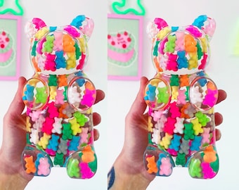 Giant Resin Gummy Bear - Giant Pop Art Gummy Bear Sculpture - Gummy Bear Resin Art - Gummy Bear Candy Decor - Cute Gummy Bear Bookend