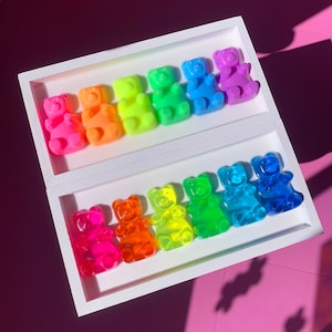 Rainbow Gummy Bear Wall Art - Resin Gummy Bears - Pop Art Sculpture - Funky Resin Wall Decor - Giant Neon Gummy Bear - Gummy Bear 3D Decor