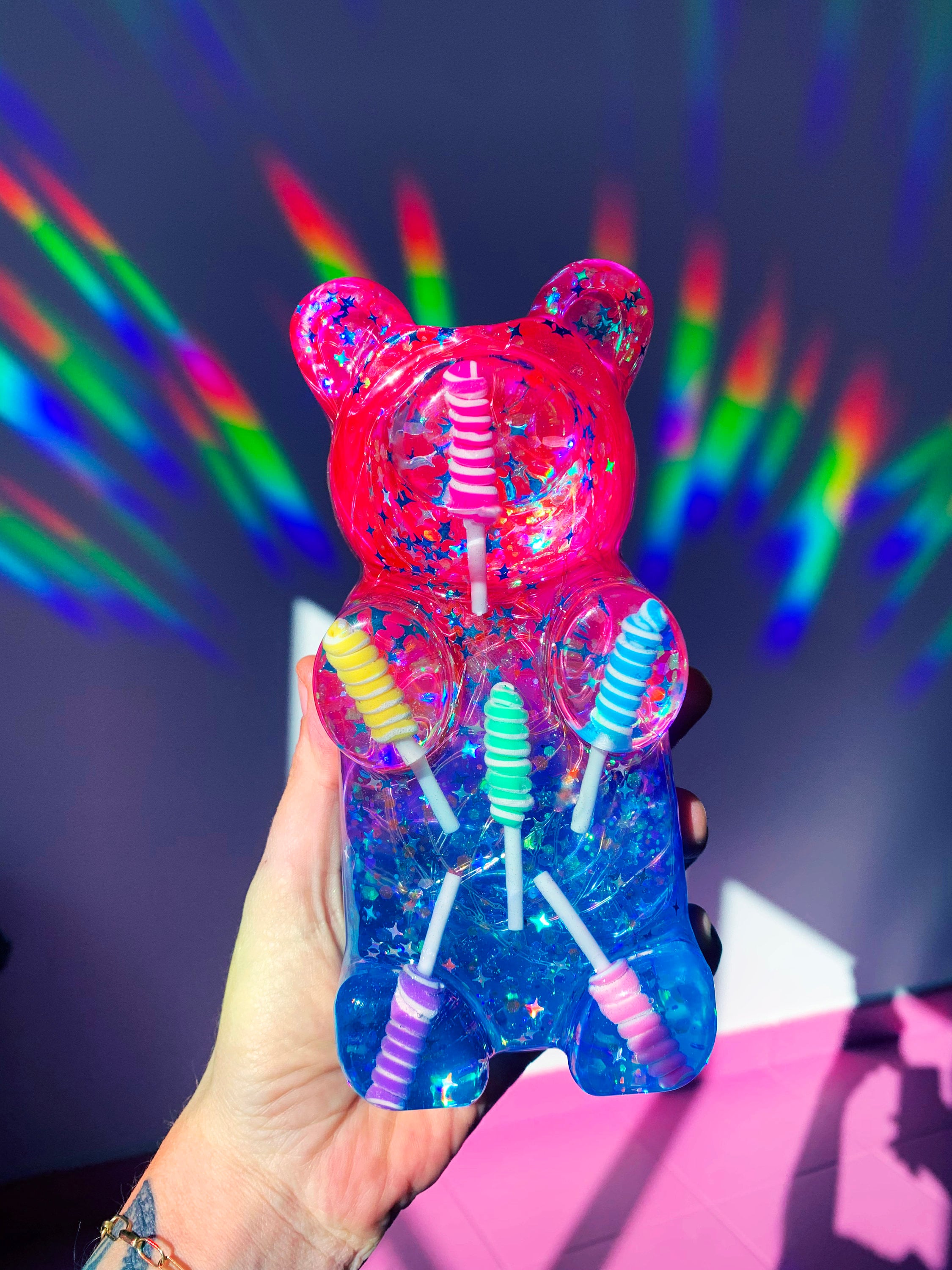Pink Giant Gummy Bear Pop Art Resin Sculpture Pills Resin Art Neon Gummy  Bear Art Decor Candy Decor Gummy Bear Bookend Sculpture 