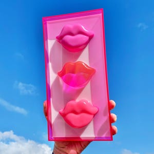 pink lips acrylic art - pop art sculpture