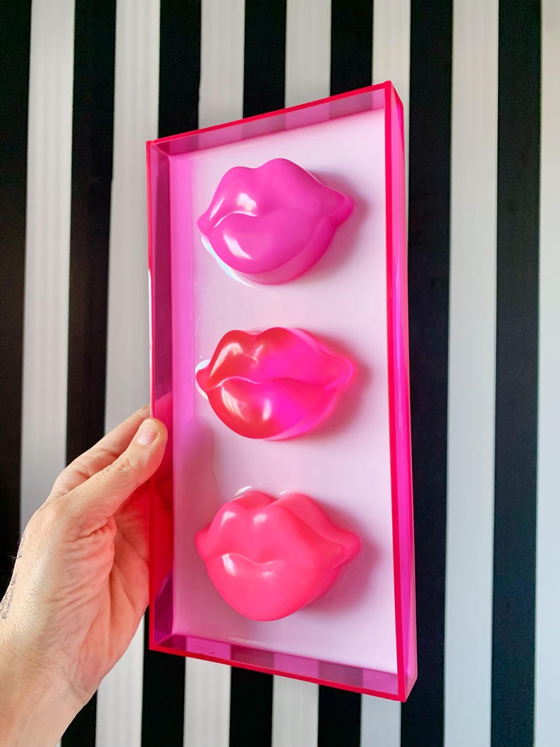 pink lips acrylic art - pop art sculpture