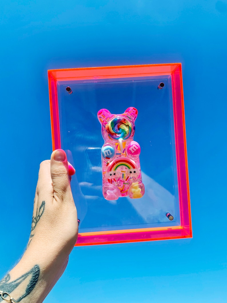 Gummy Bear Wall Art, Giant Resin Gummy Bear, Kitsch 3D Wall Art, Pop ...